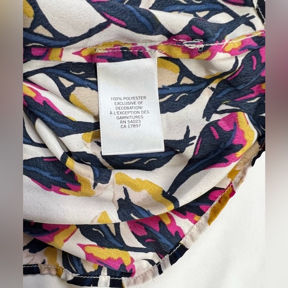 BANANA REPUBLIC White and navy leaf‎ print peplum top size M. - Picture 9 of 12